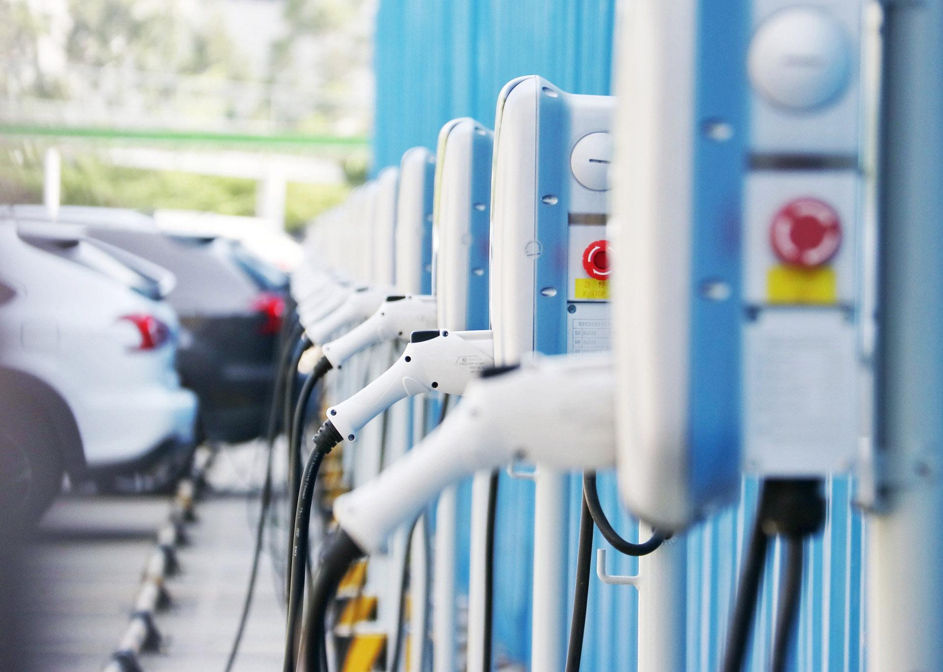 軟板之電動汽車充電也是筆大生意？